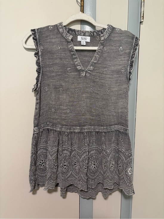 Myra Bag Tops - Myra Bag Gray Embroidered Sleeveless Tunic Top